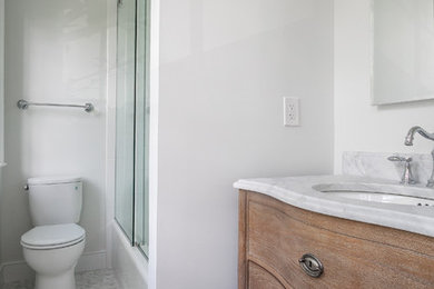 Bathroom - traditional bathroom idea in Charleston