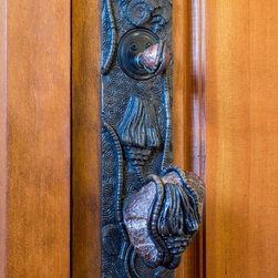 English Craftsman - Doorknobs