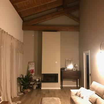 Zona giorno con travi a vista