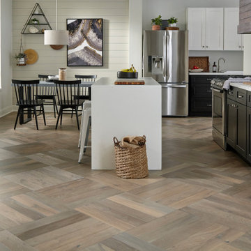 Black & White Farmhouse Kitchen - Lexington Temple, Engineered, White Oak Hardwo