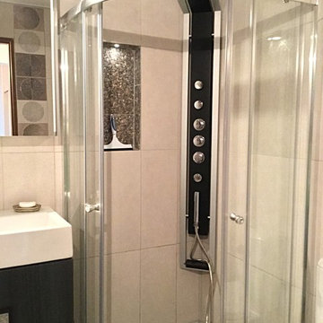 Small contemporary bathroom