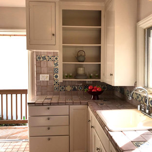 Occupied Staging in Beautiful Eagle Rock