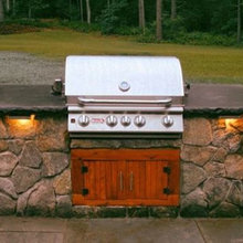 outdoor kitchen