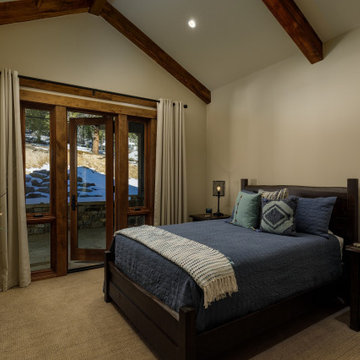 Colorado Mountain Retreat Primary Bedroom