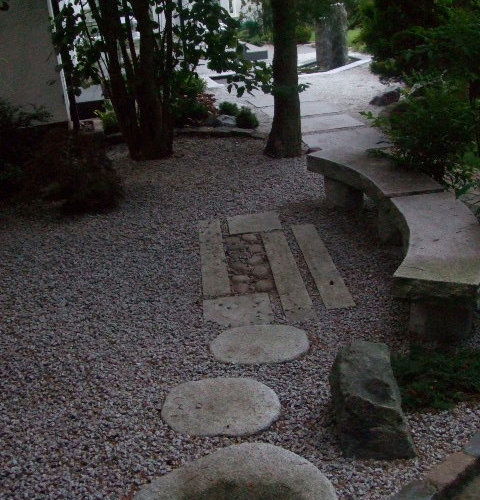 Small Modern Japanese Garden