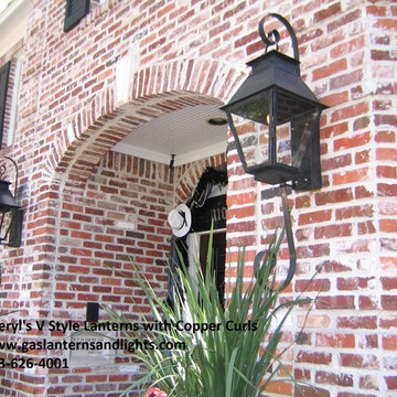 Sheryl's V Style Gas Lanterns with Copper Curls