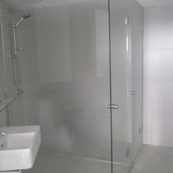 Frameless Shower Screens - Shower Heads and Body Sprays