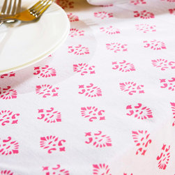 Attiser - Pink Linen tablecloth - Tablecloths