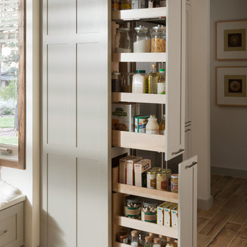 Kitchen Designed for Convenient Cooking