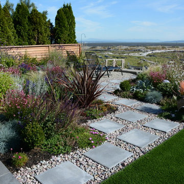 Contemporary Seaside Garden