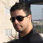 Avi Levis foto