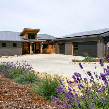 Modern South Bellingham Residence