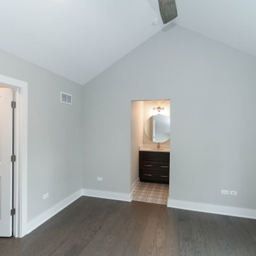 Modified Parker IV with Full In-Law Suite and Kitchenette | Naperville, IL