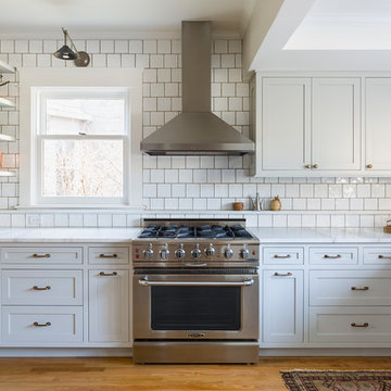 ST. ANTHONY FALLS KITCHEN