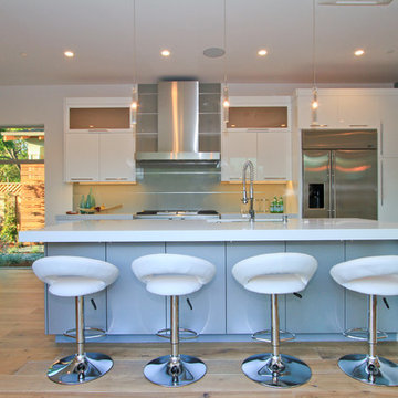 Pettis Island seating