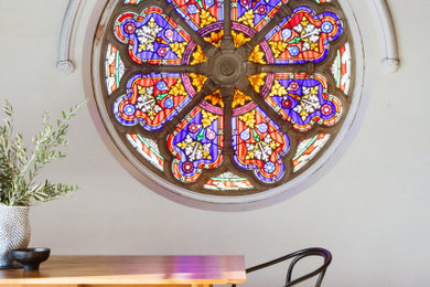 Inspiration for an eclectic dining room in Melbourne.