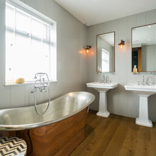 Ship lap in bath