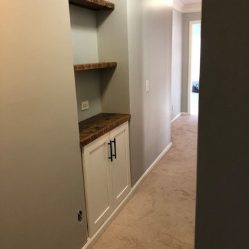 Hallway Niche/Charging Station
