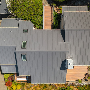 Charcoal Metal Roof in Seattle, WA