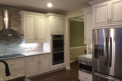 Kitchen photo in Tampa
