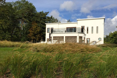 Photo of a contemporary garden in Malmo.