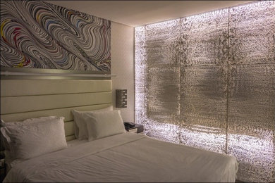 Идея дизайна: хозяйская спальня с серыми стенами