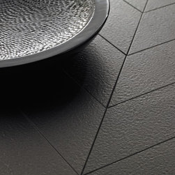 The Amtico metal look - Flooring