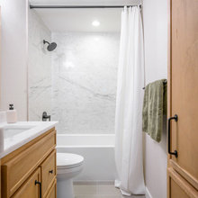 163 brahms bathroom