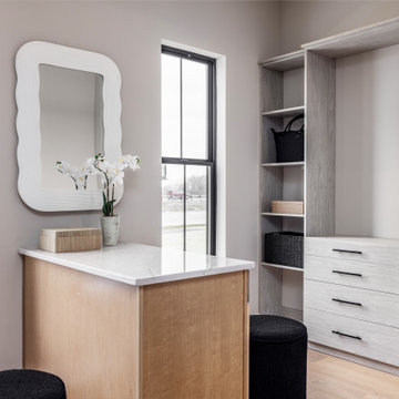 Schumacher Homes Windsor II Modern Farmhouse: Indianapolis North, IN