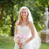 Lauren Aikins's photo