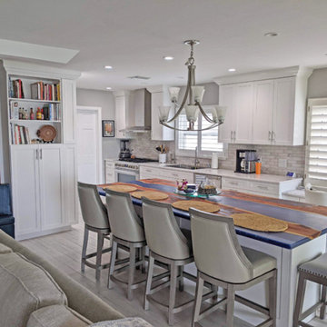 Discover the Joy of a New Kitchen with Custom-Made Cabinets and Kitchen Island