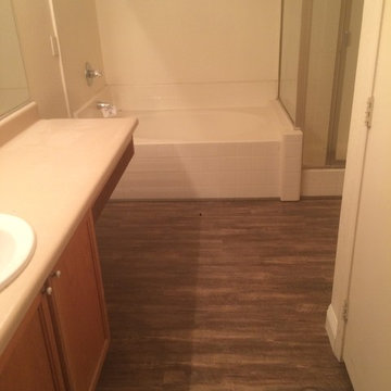 Rustic Reclaimed Oak 3mm luxury vinyl planks