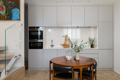 Photo of a contemporary kitchen in London.