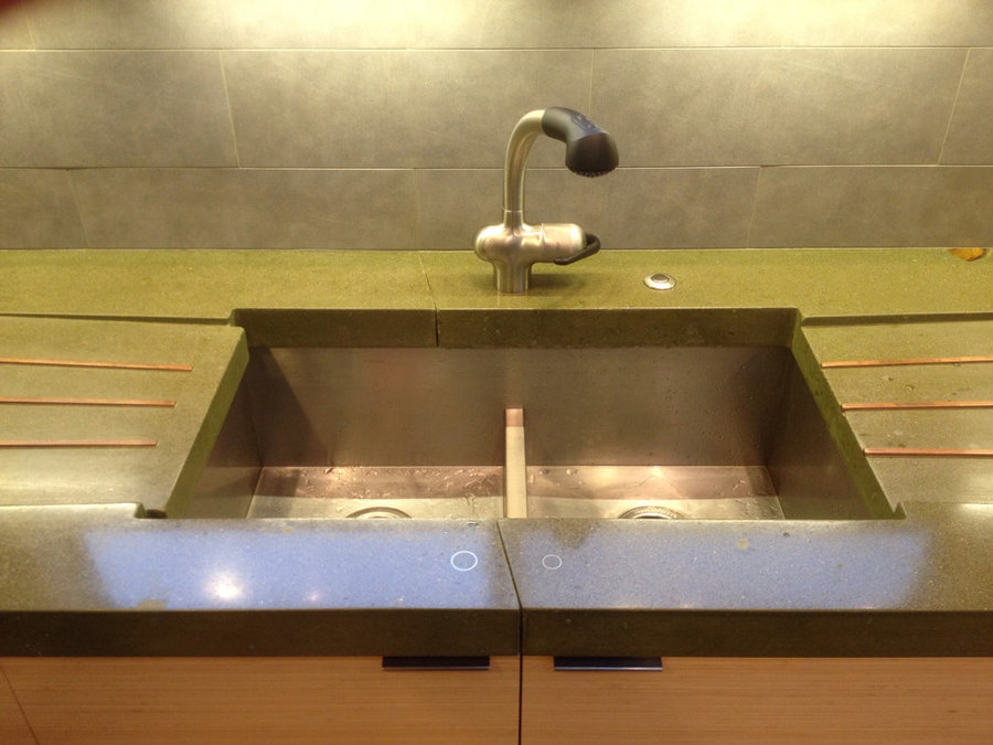 Sink detail