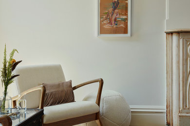 Brooklyn Brownstone - Queen Ottoman X and Fringe Pillow