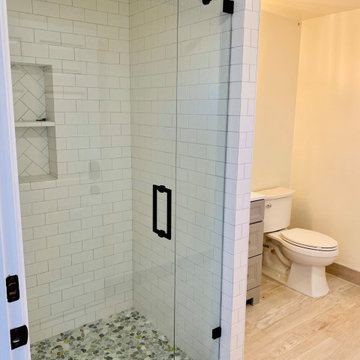 Poway, ca - Spacious RV Garage and Workshop with Bathroom