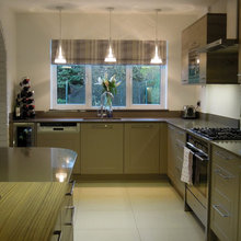 CABINET HARDWARE