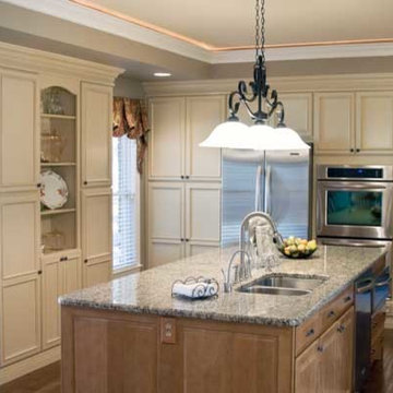 White and Honey | Haas Cabinet