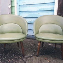 Tables and chairs - Furniture
