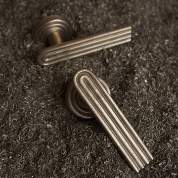 Passage brass door lever set