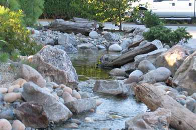 Home design - contemporary home design idea in Vancouver