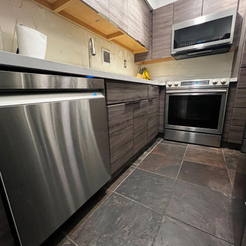 Modern Kitchen Remodel Done With Cabinet Refacing