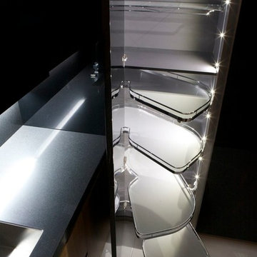 CLEVER STORAGE SOLUTIONS