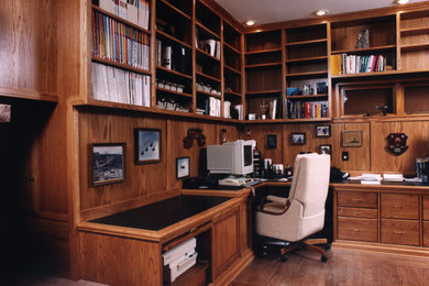 Arts and crafts home office photo in Denver