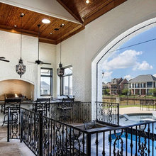 OUTDOOR KITCHEN