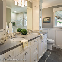 141 Bath - Main Bath - 2nd Floor