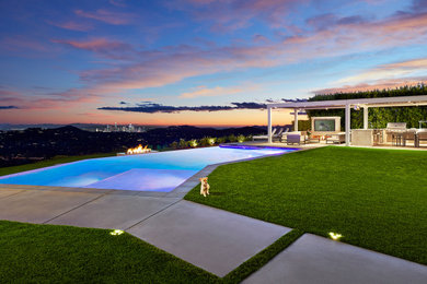 Pool - eclectic pool idea in Los Angeles