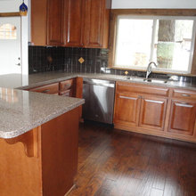 Medium Tone Kitchens