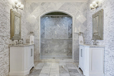 Bathroom - master bathroom idea in St Louis