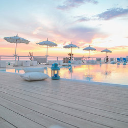 UltraShield&reg; by D&eacute;co - Deck Tiles And Planks